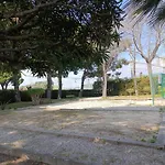 New! Sea View Studio - Beachfront Living In Cannes, Boulevard Du Midi - Nouveau! Studio Vue Mer, Face A La Plage, Les Pieds Dans L\'Eau